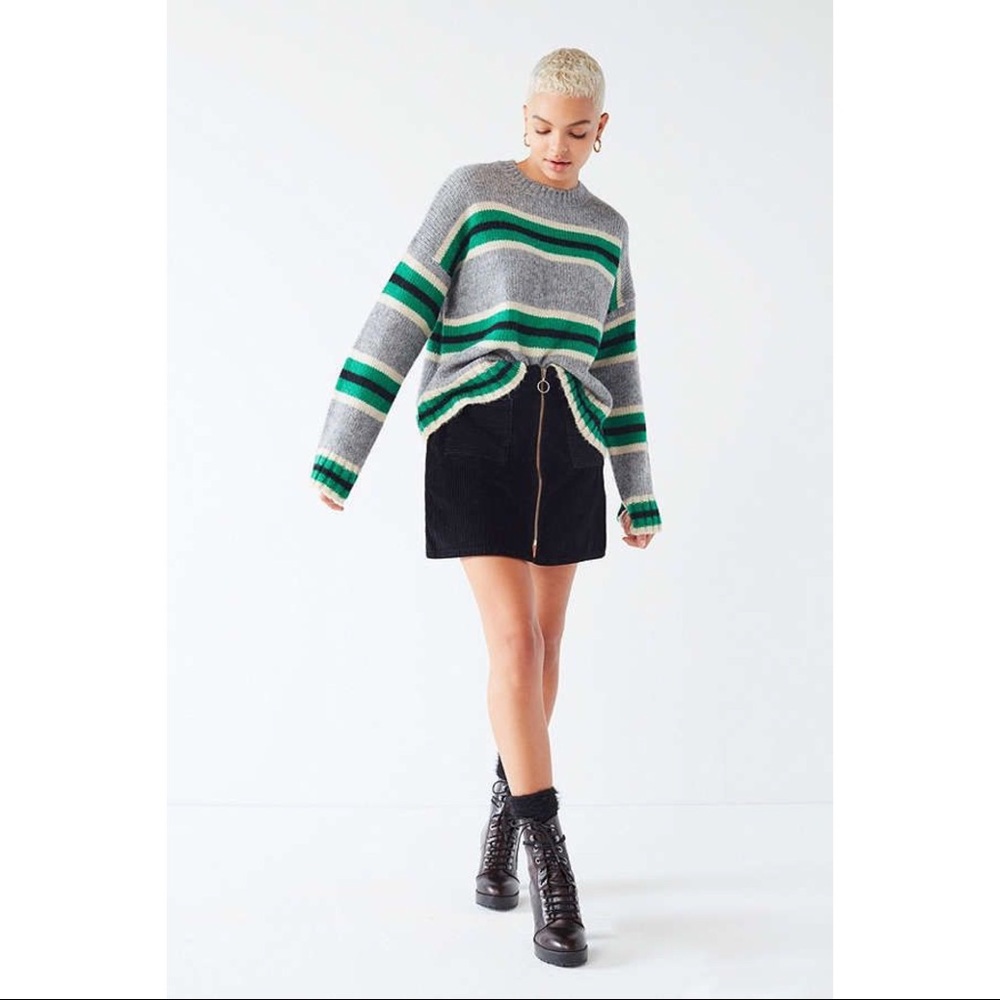 UO Oversized Striped Boyfriend Sweater - Picture 3 of 7